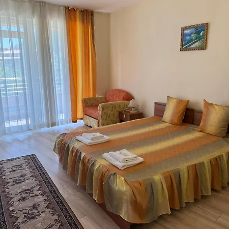 Πανσιόν Venecia Πριμόρσκο